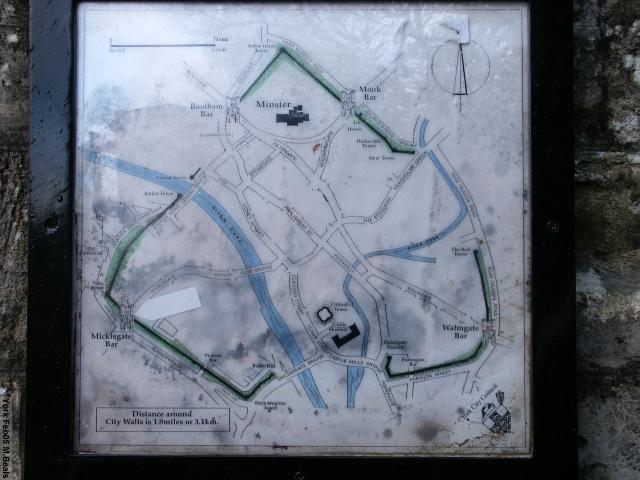 PICT5318-York_city_wall_map