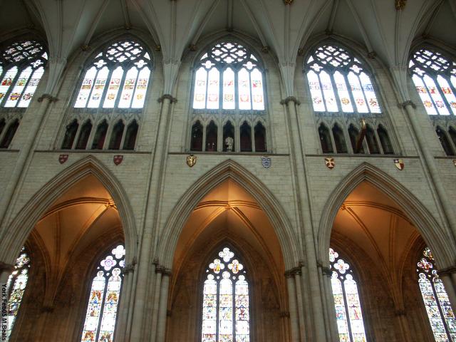 PICT5458-Nave_side