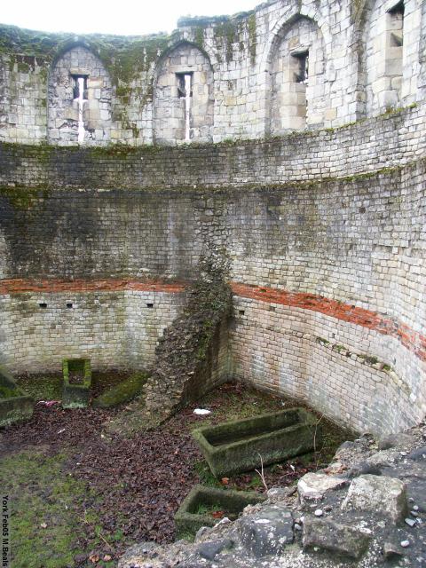 PICT5495-Multangular_tower